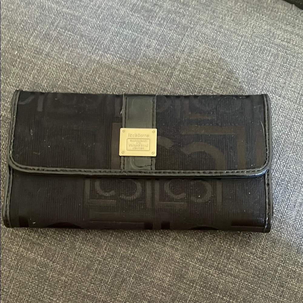 Liz Claiborne Black Clutch